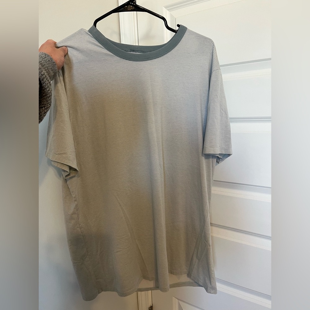 Men's 5 year basic tee lululemon XL